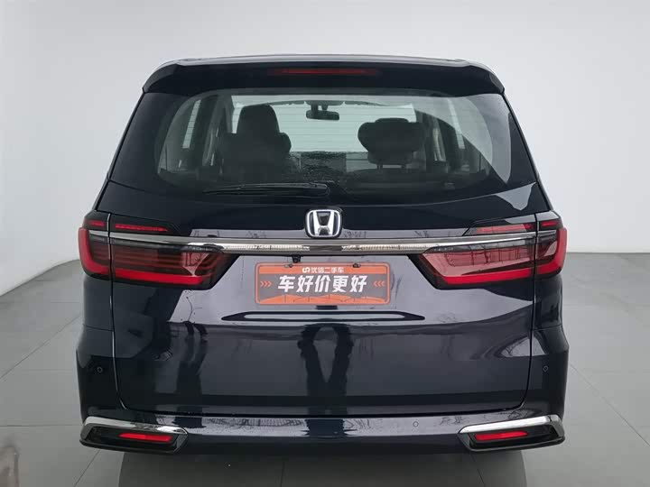 Фото 4 - Honda Odyssey