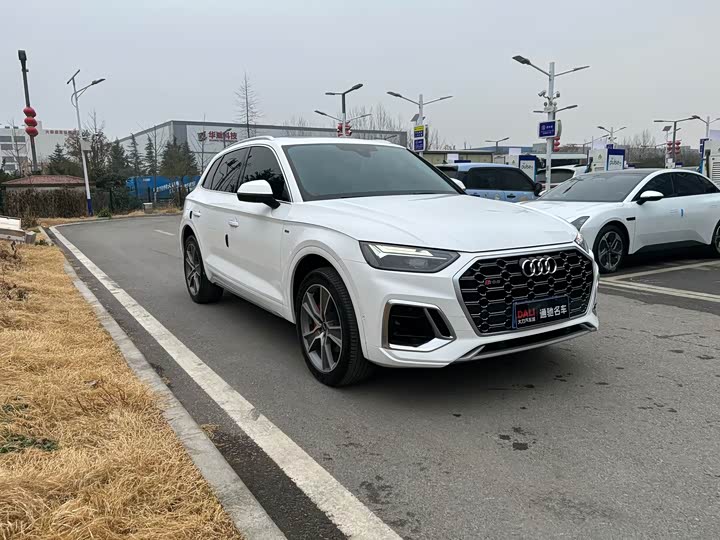 Фото 3 - Audi Q5L