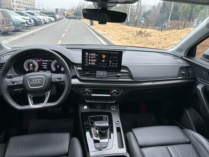 Фото 5 - Audi Q5L