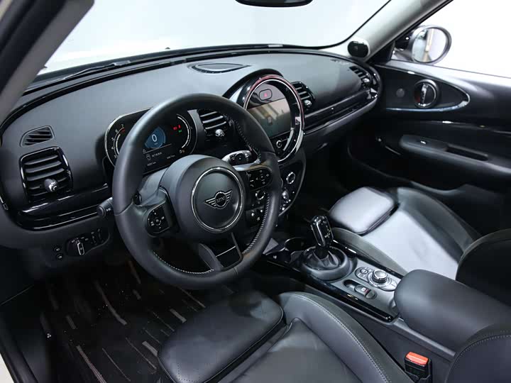 Фото 7 - Mini Clubman