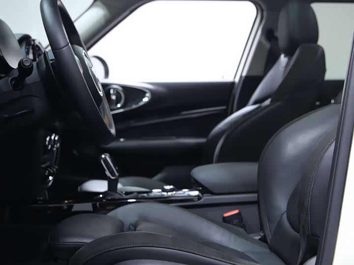 Фото 9 - Mini Clubman