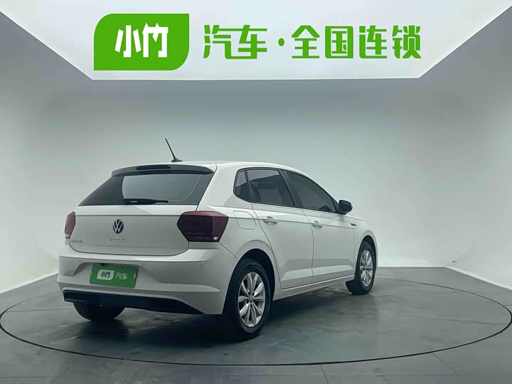 Фото 8 - Volkswagen Polo