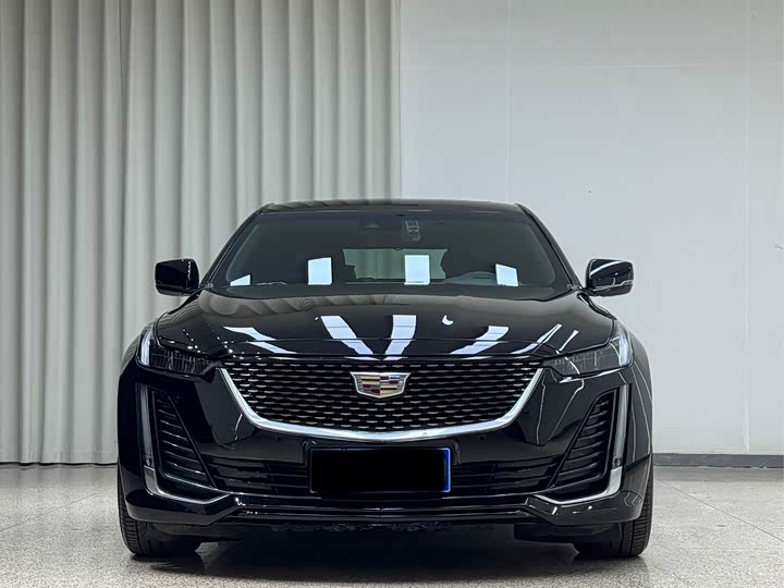 Фото 2 - Cadillac CT5