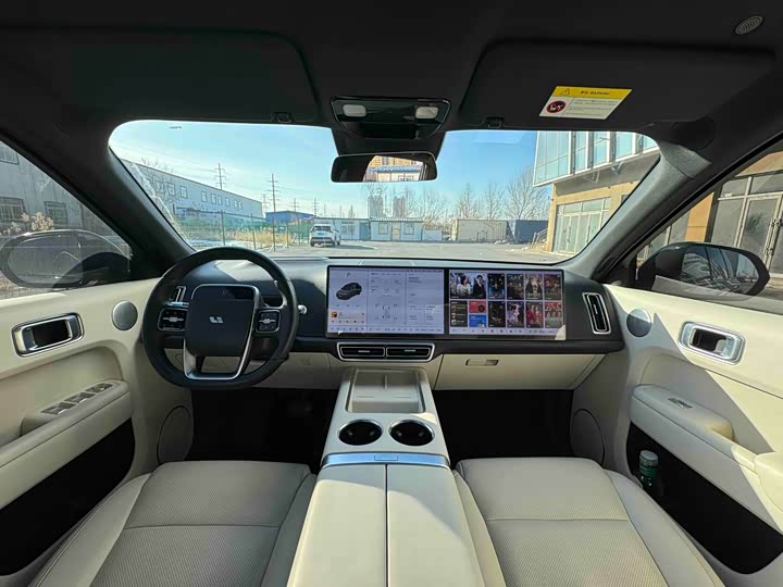 Фото 8 - LiXiang L9