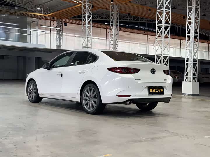 Фото 9 - Mazda 3 (Axela)