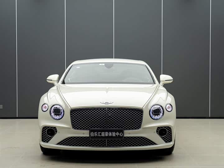 Фото 3 - Bentley Continental GT