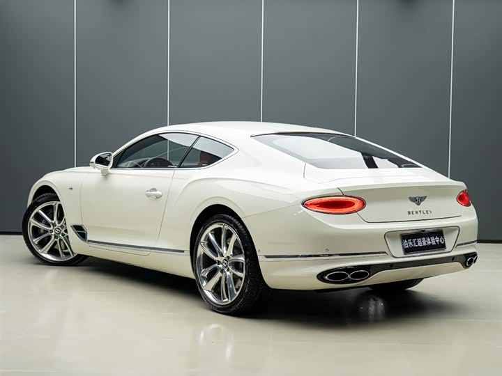 Фото 4 - Bentley Continental GT