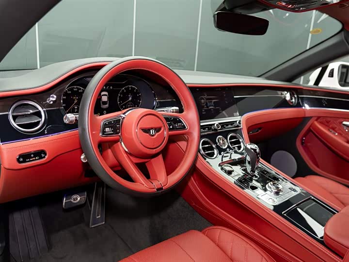 Фото 9 - Bentley Continental GT