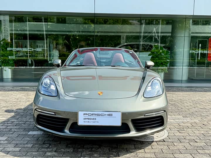 Фото 2 - Porsche 718