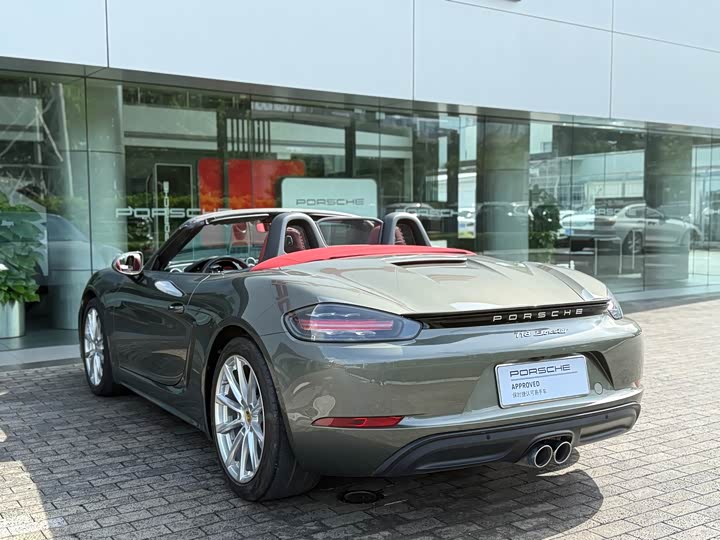 Фото 8 - Porsche 718