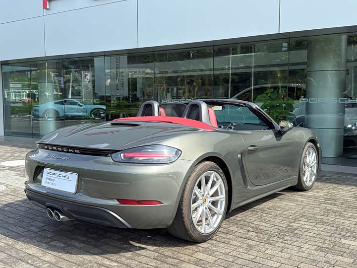 Фото 9 - Porsche 718