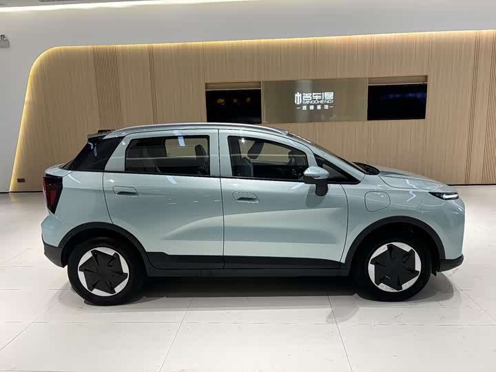 Фото 5 - Geely Geometry E Firefly