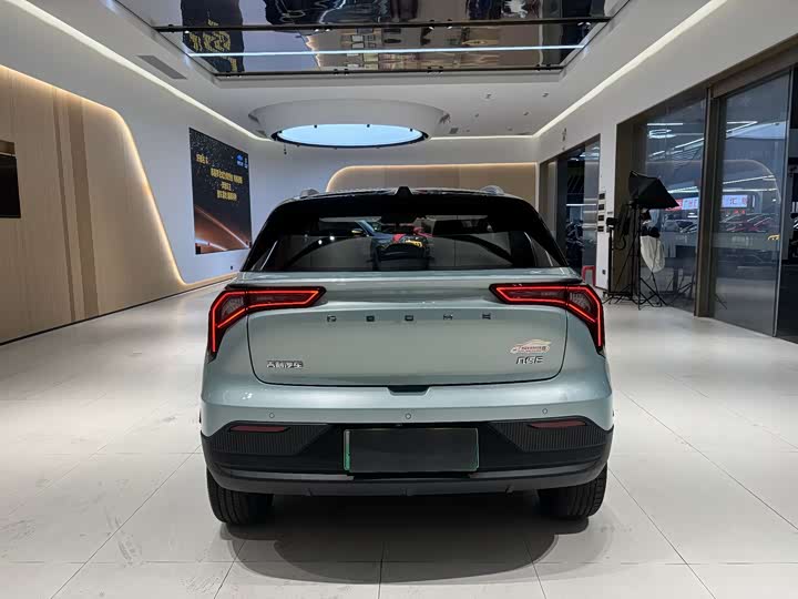 Фото 6 - Geely Geometry E Firefly