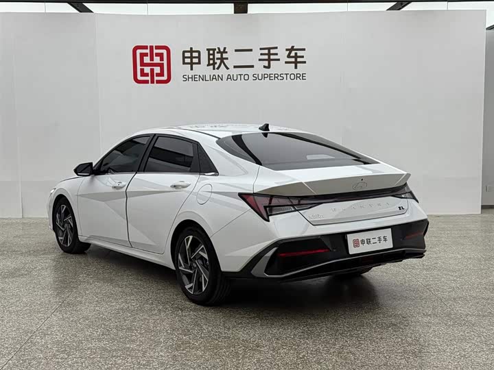 Фото 2 - Hyundai Elantra N line