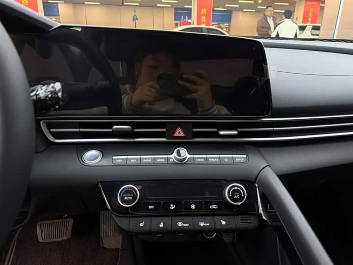 Фото 8 - Hyundai Elantra N line