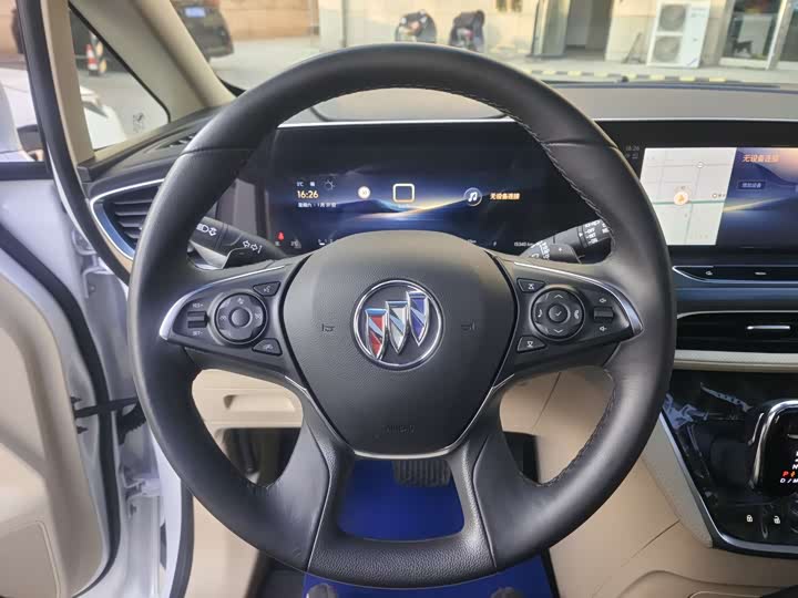 Фото 9 - Buick GL8 ES