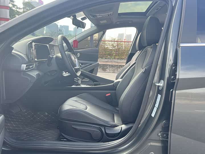 Фото 5 - Hyundai Elantra N line