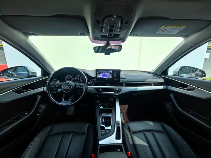 Фото 8 - Audi A4