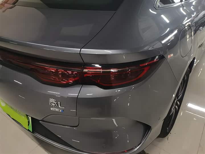 Фото 8 - BYD Qin L