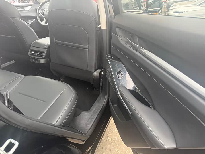 Фото 8 - Haval H6