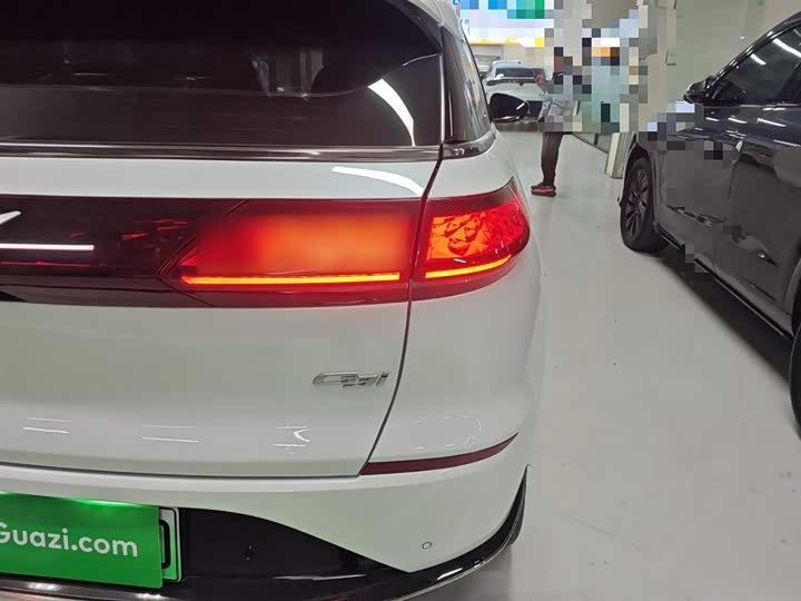 Фото 8 - XPeng G3