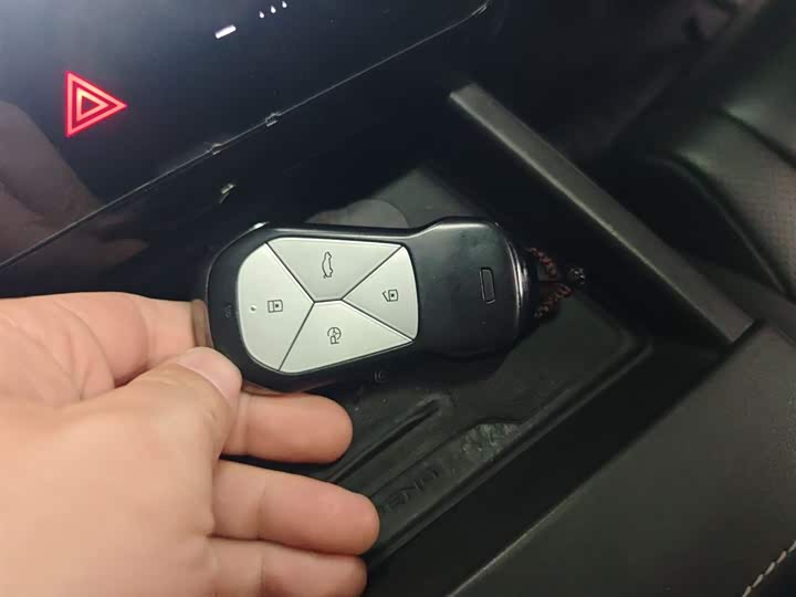 Фото 9 - XPeng G3