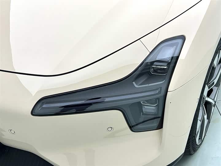 Фото 8 - XPeng Mona M03