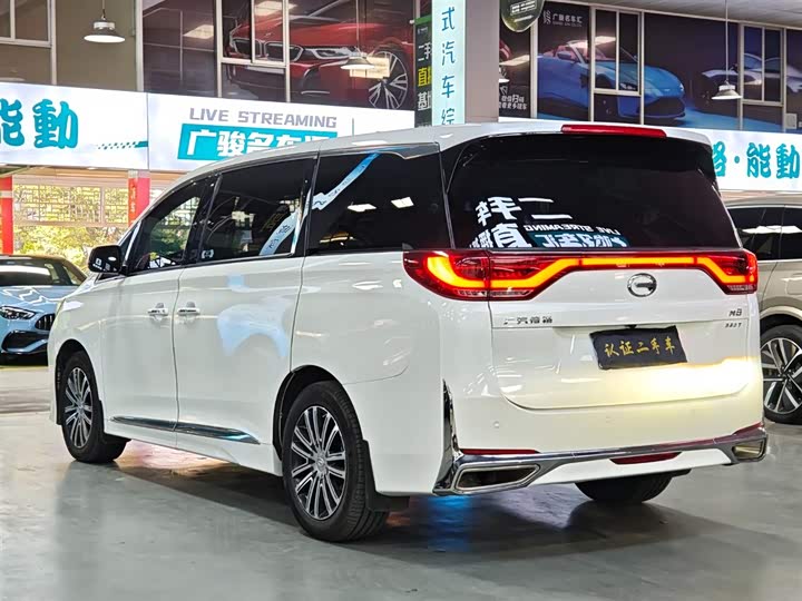 Фото 7 - GAC Trumpchi M8