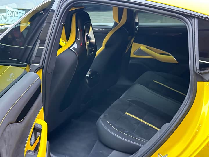 Фото 9 - Xiaomi SU7 Ultra