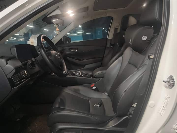 Фото 8 - Honda Inspire