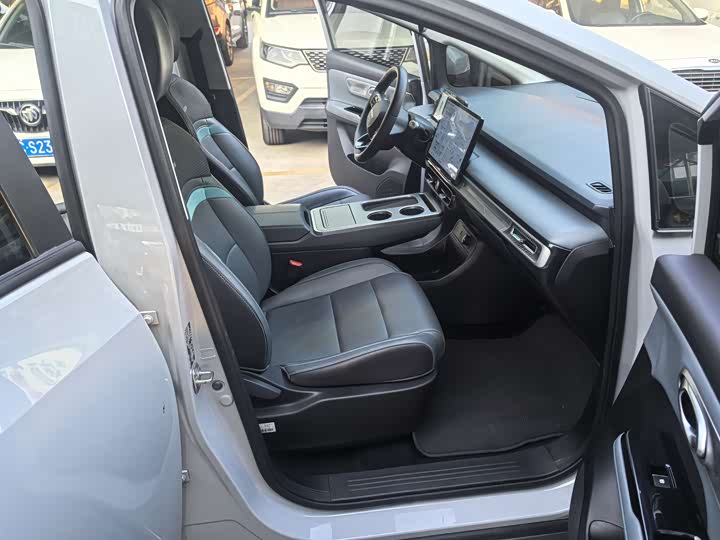 Фото 9 - GAC Aion Y