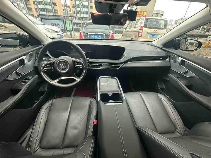 Фото 4 - Buick LaCrosse