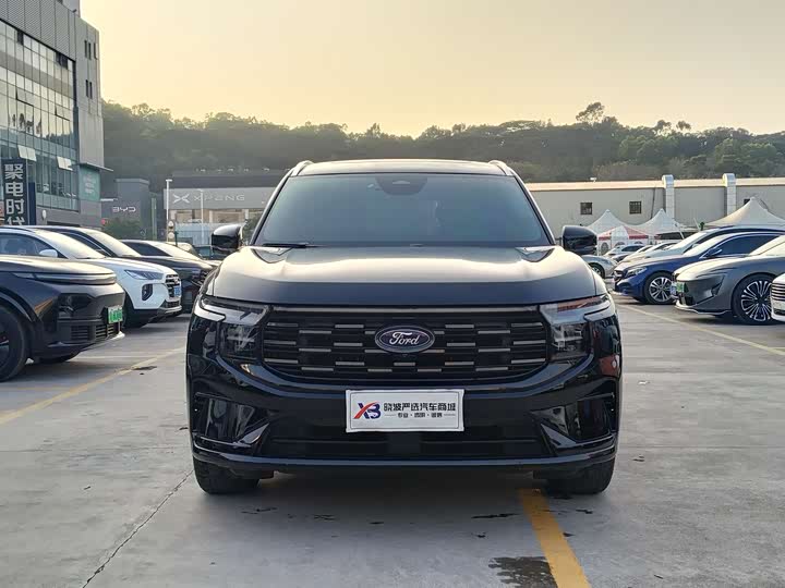 Фото 3 - Ford Edge