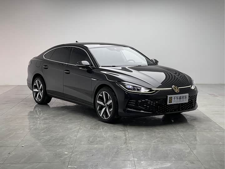 Фото 3 - Volkswagen Lamando L