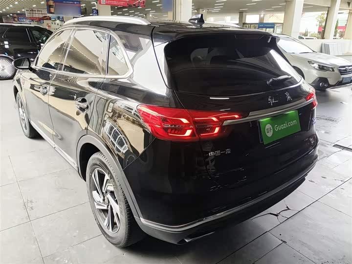 Фото 5 - Hongqi HS5