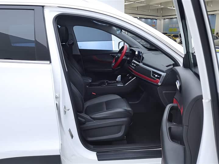 Фото 8 - Chery Tiggo 7