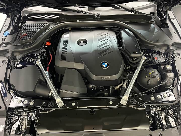 Фото 2 - BMW 5 Series