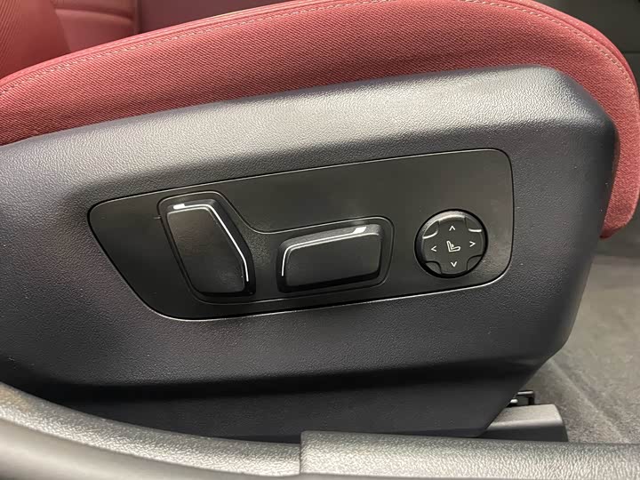 Фото 5 - BMW 5 Series