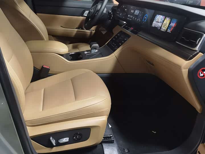 Фото 6 - LiXiang One