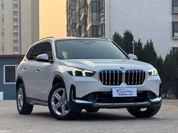 Фото 1 - BMW X1