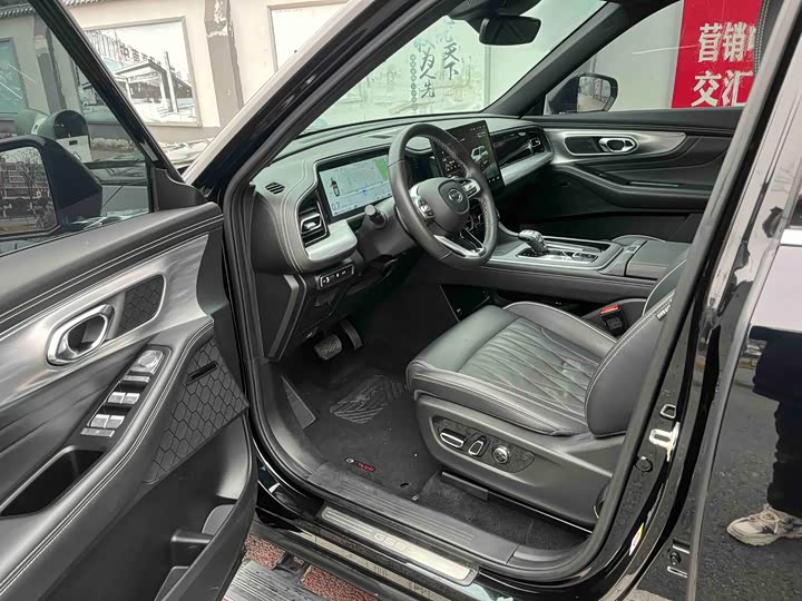 Фото 7 - GAC Trumpchi GS8