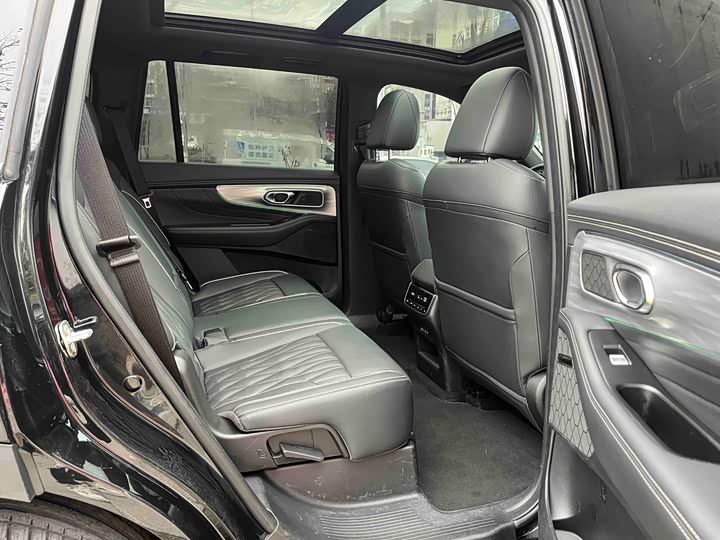 Фото 9 - GAC Trumpchi GS8