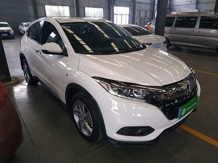Фото 4 - Honda Vezel