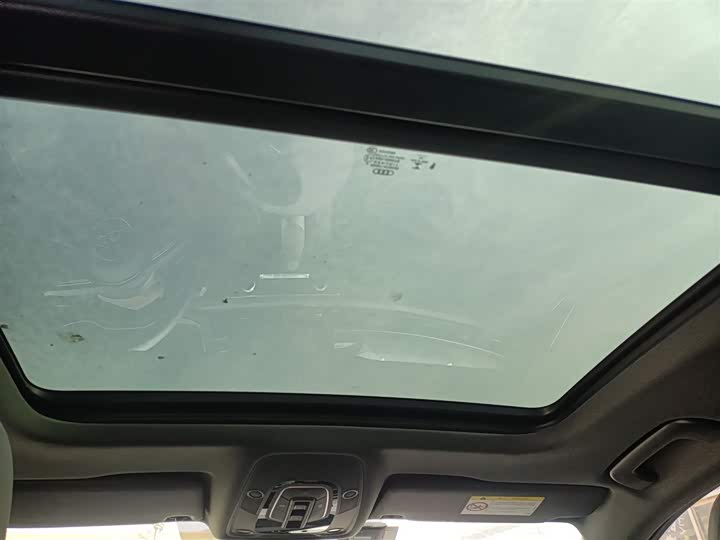 Фото 9 - Audi A4L