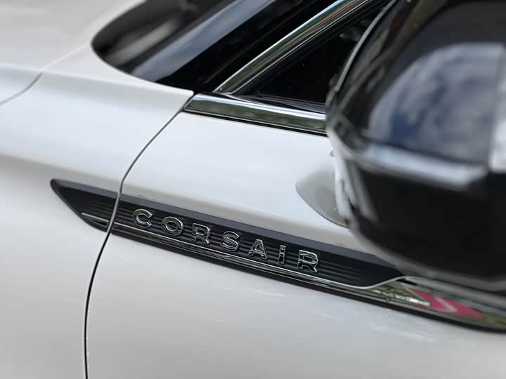 Фото 6 - Lincoln Corsair