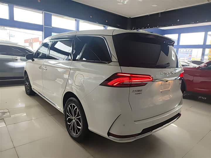 Фото 5 - Roewe iMax 8 EV