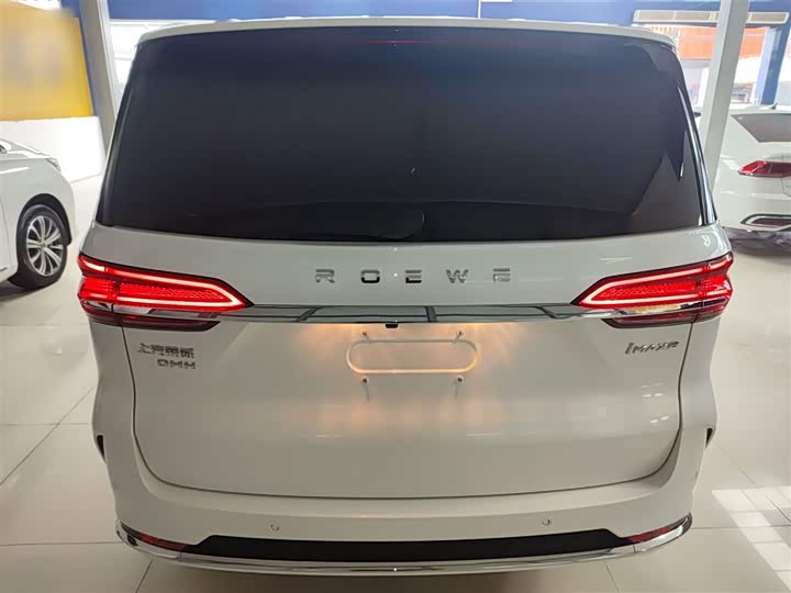 Фото 6 - Roewe iMax 8 EV