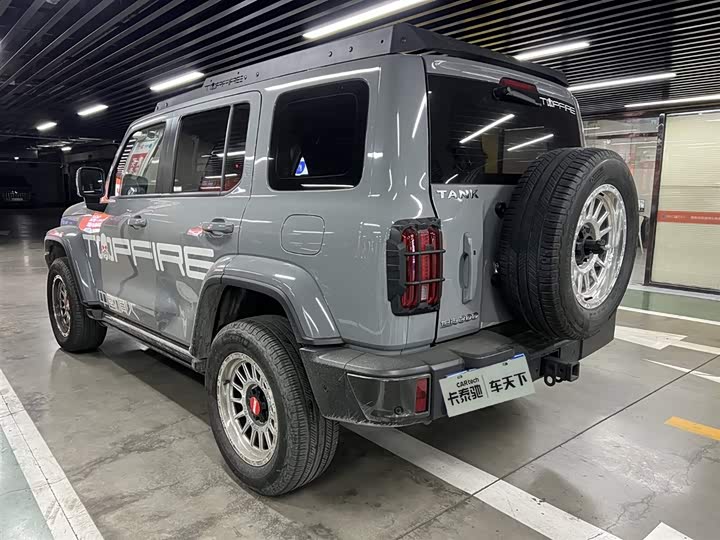 Фото 4 - Tank 300