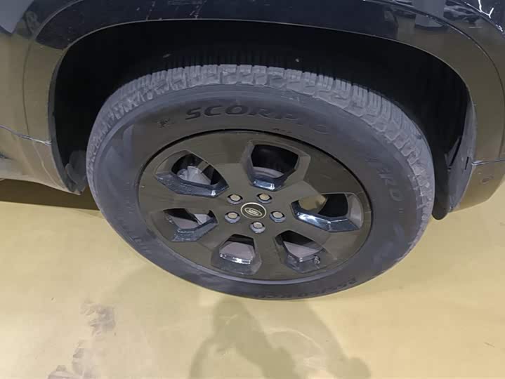 Фото 6 - Land Rover Defender