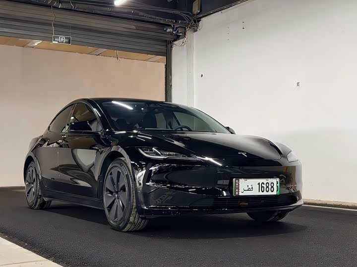 Фото 9 - Tesla Model 3